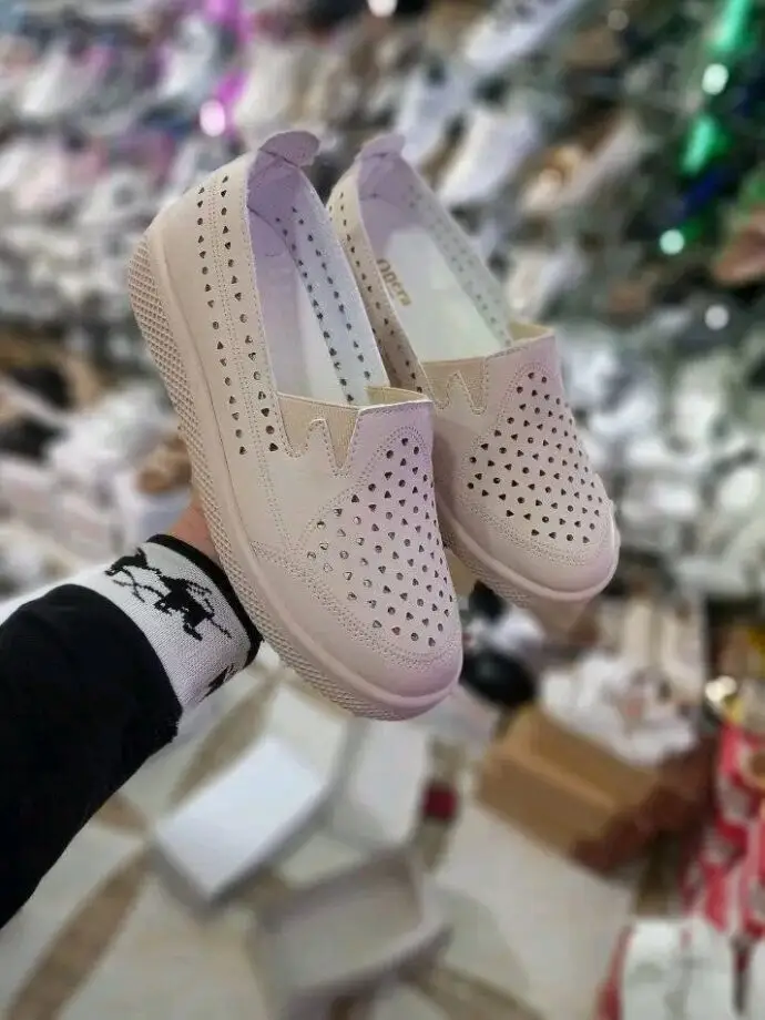 حذاء صيفي للنساء